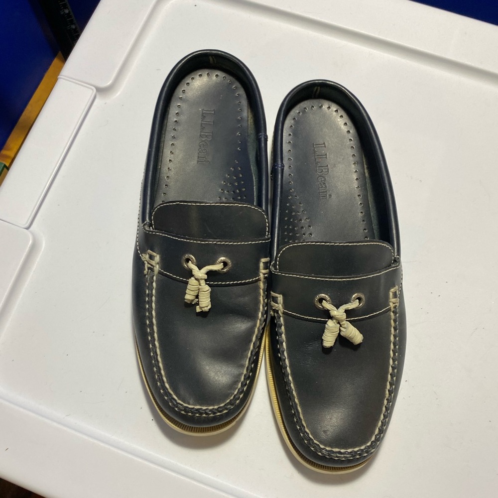 LL Bean Women's Blue Leather Slip On Tassel Loafers Shoes, 9.5